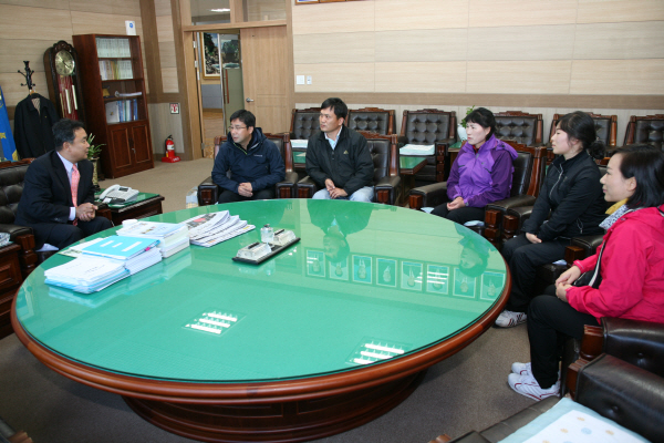 부안군의회 직원 의회 견학