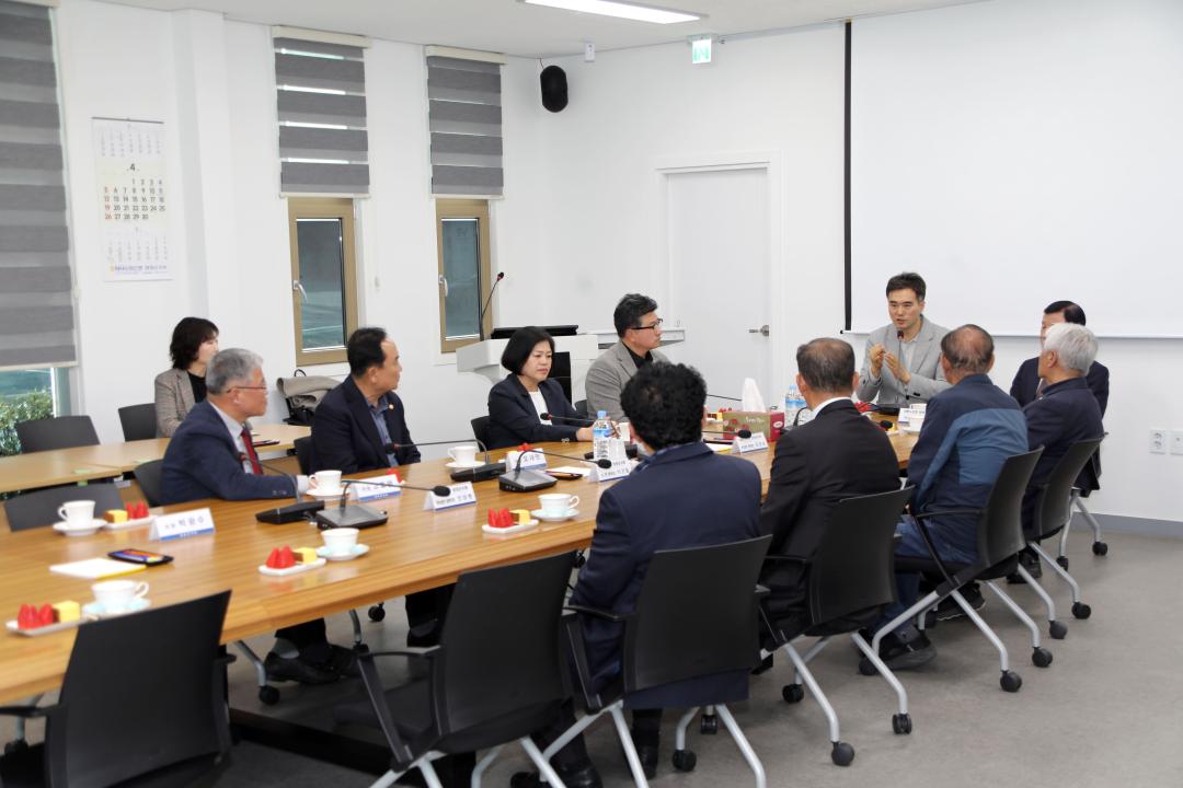 '대한노인회 양양군지회 안산고든병원 MOU체결' 게시글의 사진(4) '2026-04-11 대한노인회 양양군지회 안산고든병원 MOU체결(1층 회의실) (4).jpg'
