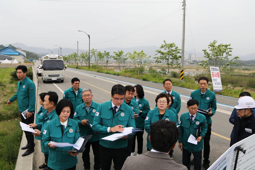 '2025년 상반기 군정주요사업장 현장점검 실시 - 연어 자연산란장 조성지 등 3곳 현장점검, 10개 사업에 대한 서면보고' 게시글의 사진(2) '3.jpg'